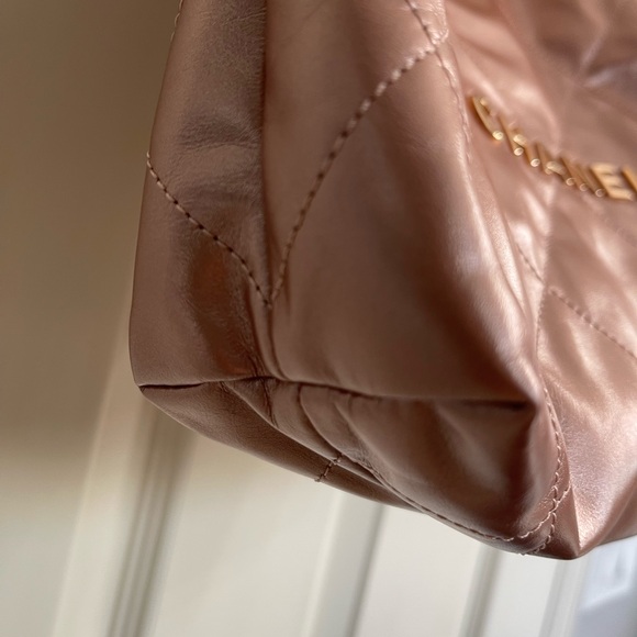Chanel 22 bag, Small - Picture 6 of 11